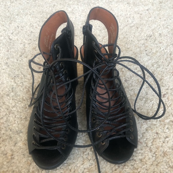 Jeffrey Campbell Covet Leather Lace Up Sandal (Size 6.5) - Picture 7 of 7